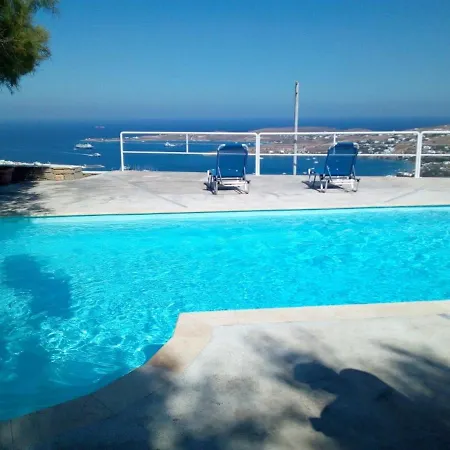 Nyaraló Semi-detached House On The Heights Of Parikia - Exceptional View Of The Cyclades