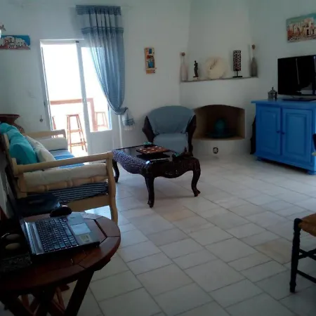 Semi-detached House On The Heights Of Parikia - Exceptional View Of The Cyclades Парос
