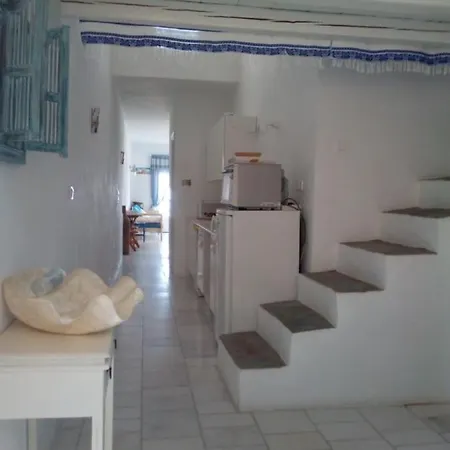 Semi-detached House On The Heights Of Parikia - Exceptional View Of The Cyclades Holiday home *