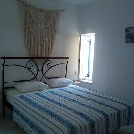 Semi-detached House On The Heights Of Parikia - Exceptional View Of The Cyclades Дом отдыха *
