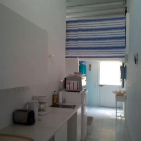 Nyaraló Semi-detached House On The Heights Of Parikia - Exceptional View Of The Cyclades *